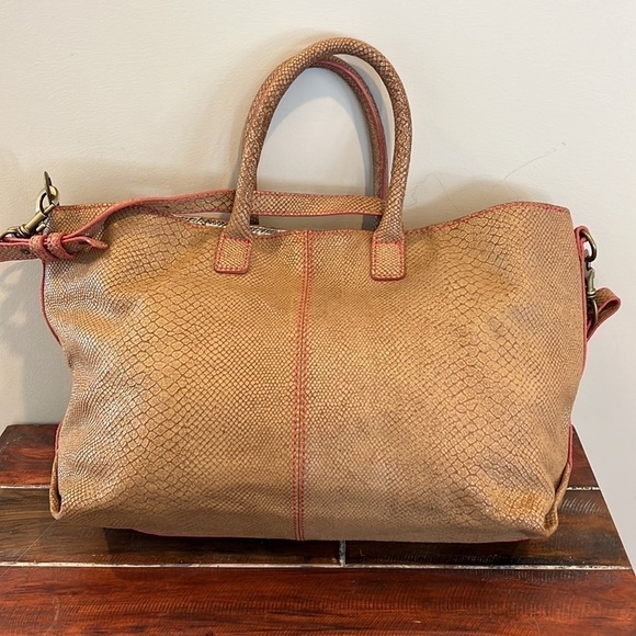 ⭐️ LIEBESKIND Handbag Purse Leather Gold Interior - Picture 5 of 14